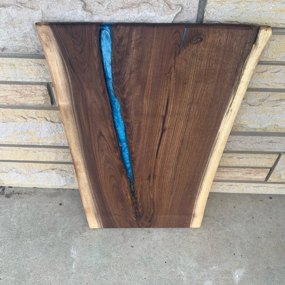 COPY - Handmade live edge charcuterie serving board - Picture 2 of 3